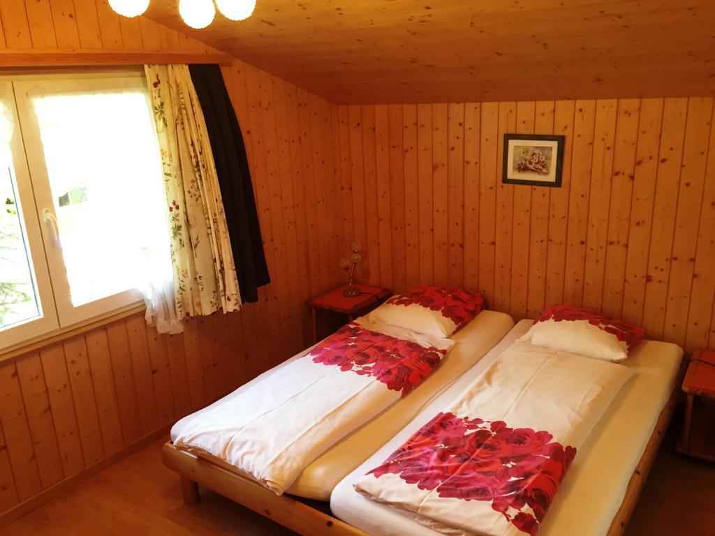 Alpen Chalet Kandersteg Szoba fotó