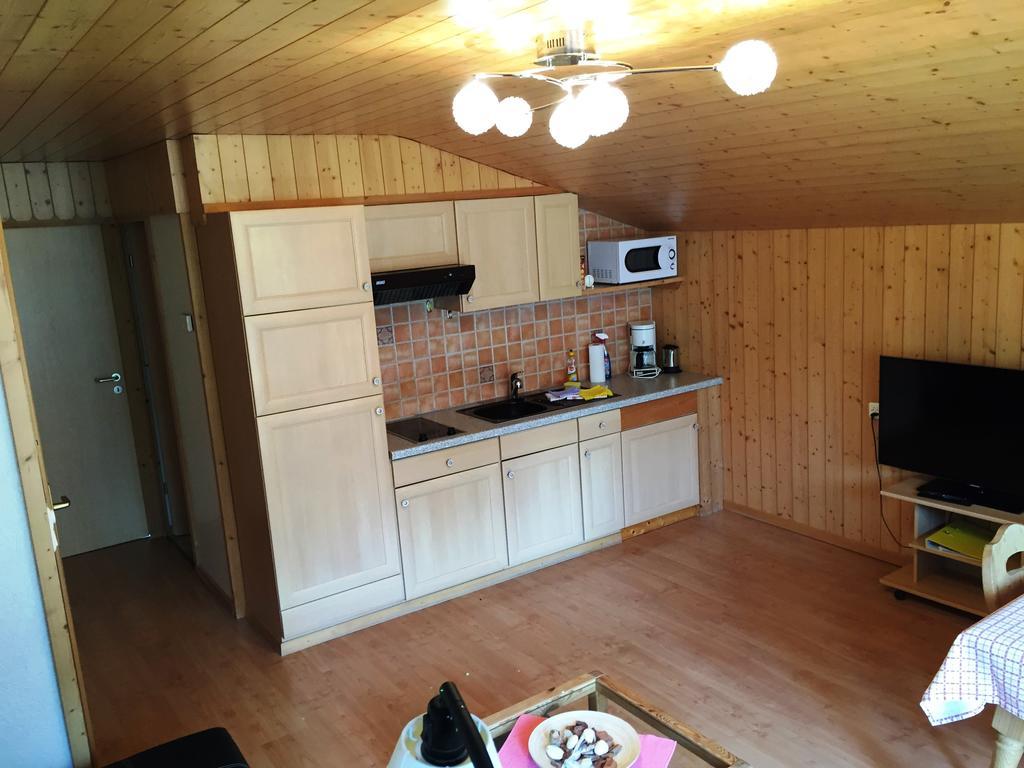 Alpen Chalet Kandersteg Szoba fotó