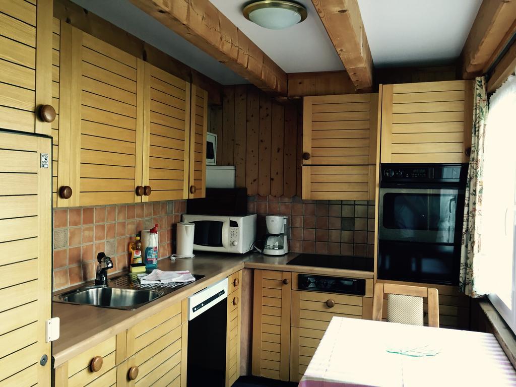 Alpen Chalet Kandersteg Szoba fotó